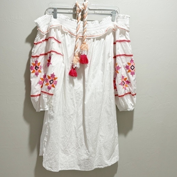 Q & A Women’s White Multi Embroidered Off The Shoulder Ruffle Dress Tie Neck M - Picture 1 of 8
